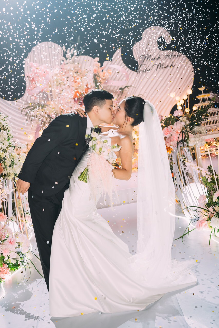 Vietnamphotographer_Wedding Storytelling_Documentary Wedding_Intimatewedding_DESTINATION WEDDING_dtstorystudio 1390